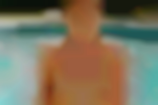Noticeable white legged women